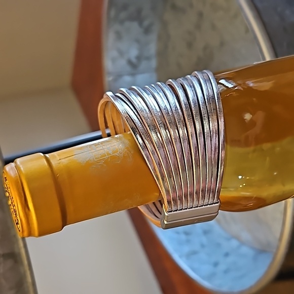 Strappy Silver Metallic Bracelet with Magnetic Closure - Picture 2 of 5